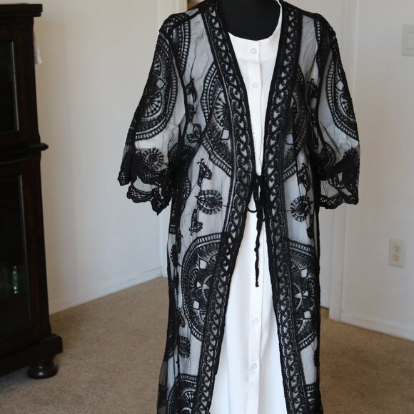 Sheer lace duster/ cover up - Picture 4 of 5